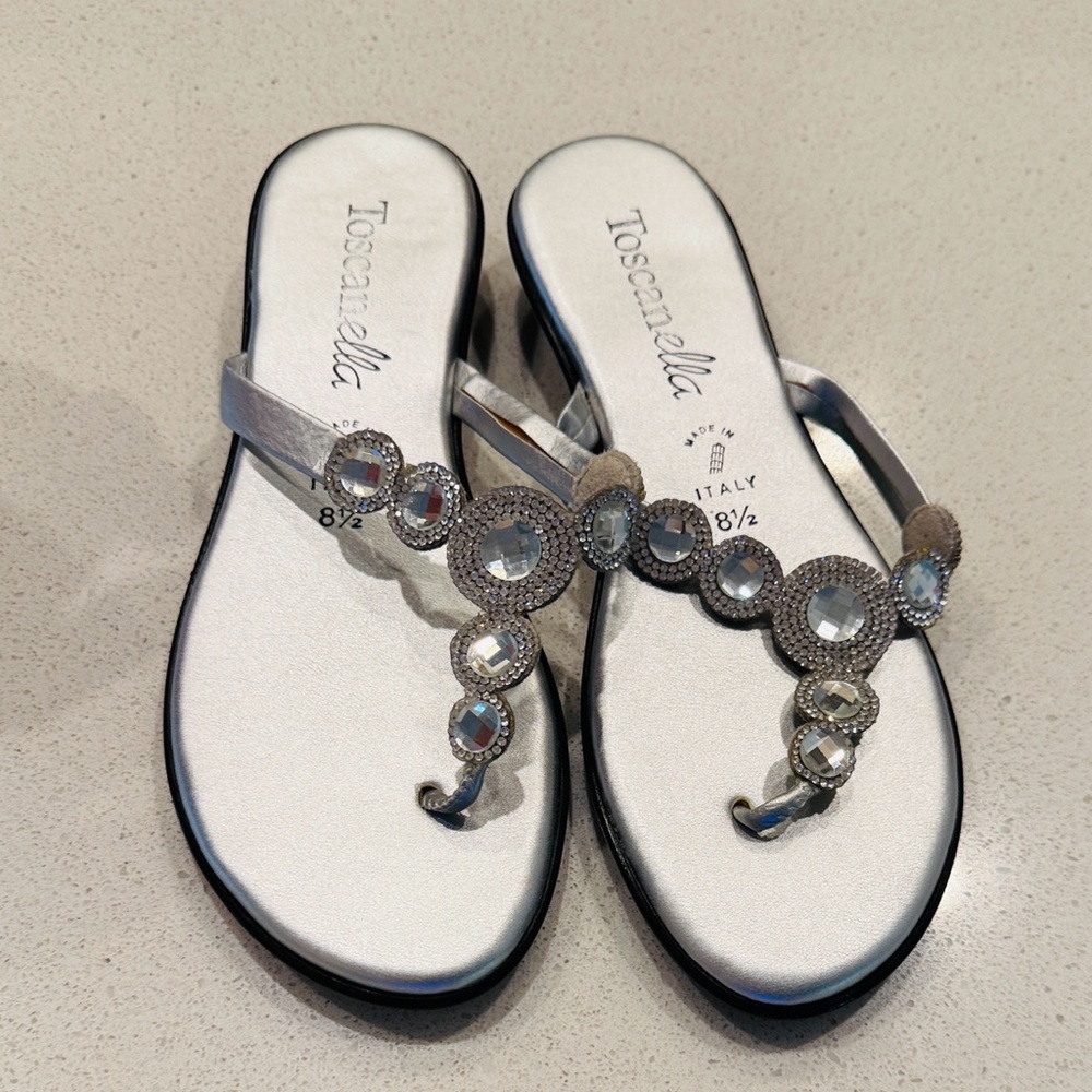 Toscanella Women’s Silver Bling Sandals - Size 8 1/2
